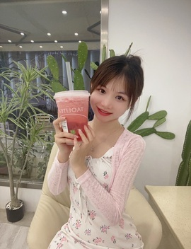 周周zz.主播照片