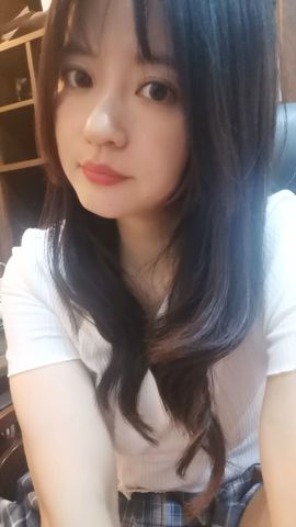 菜宝儿主播照片