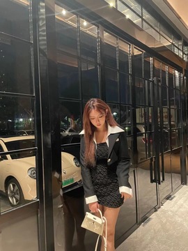 一颗好运的黄豆的图片