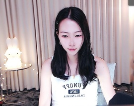 网一妹妹主播照片