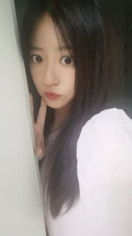 菜宝儿主播照片