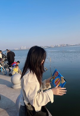 十二小姐姐主播照片