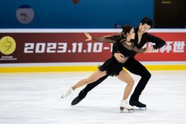 热热热热热热还是热主播照片