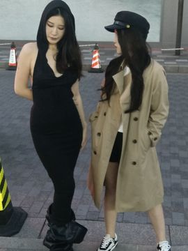 小老嘎主播照片