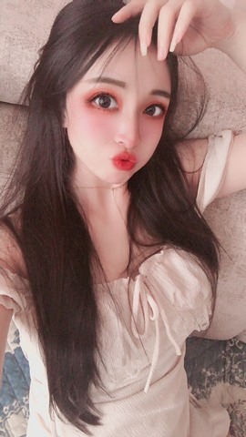 小玲宝🧸主播照片