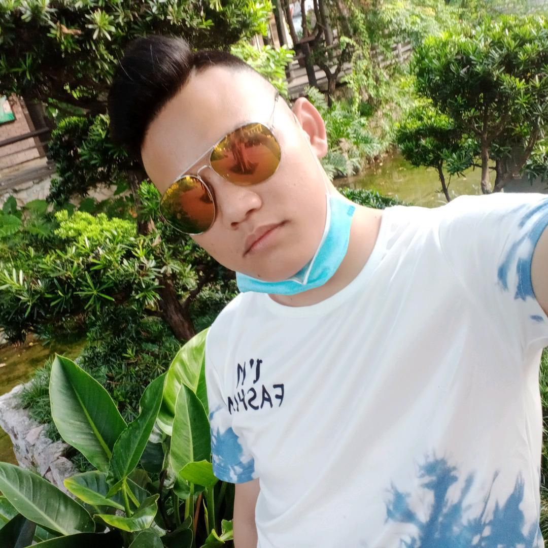 心酸离场离场无悔的主播照片