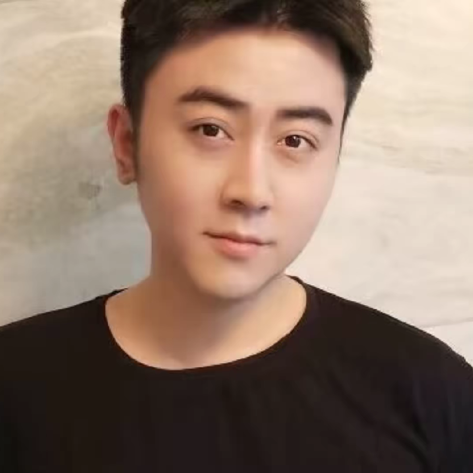 [。。。海报