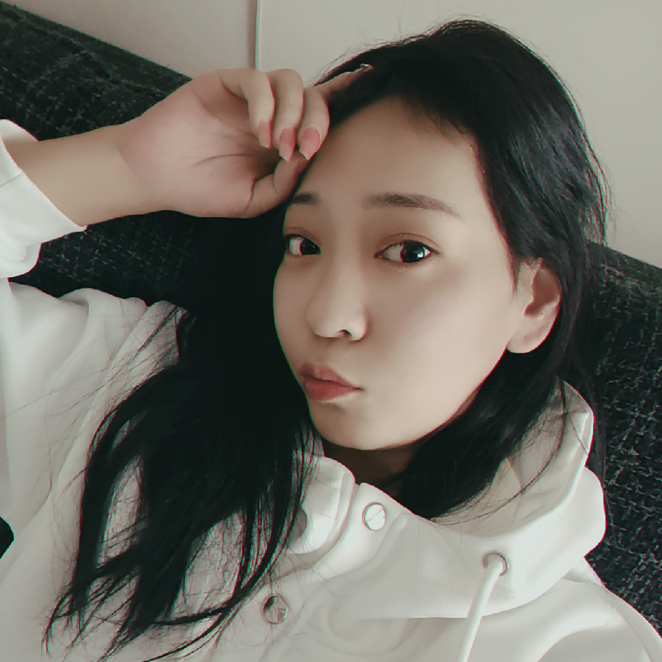 予沫🤗海报