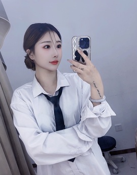 抱抱馨💌主播照片