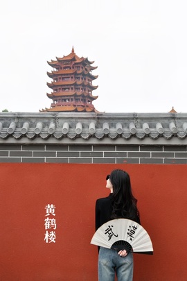 小缇娜主播照片