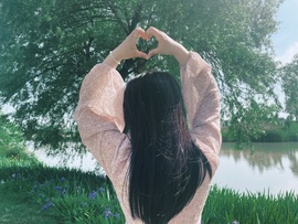 虹宝❣唱歌晚11点主播照片