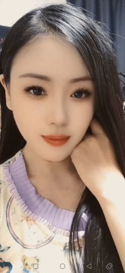 全平台最惨的玫瑰主播照片