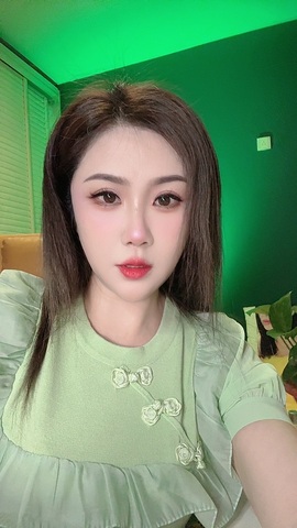 安琪同学主播照片