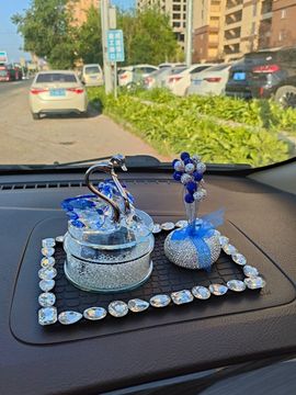 知我不言💋💋的图片