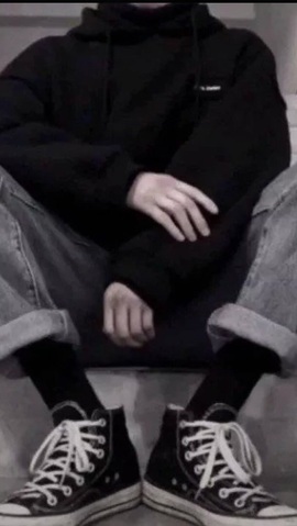 一不小心嘎了腰子主播照片