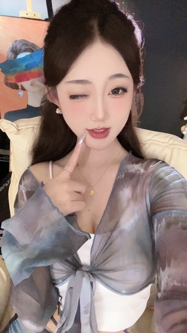 欣桐^c^主播照片