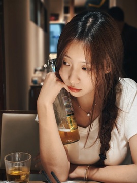 小艾宝宝。主播照片