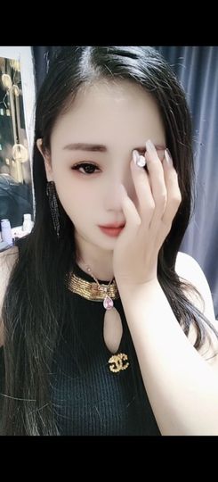 没心没肺玫瑰主播照片