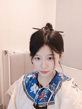 浮若若主播照片