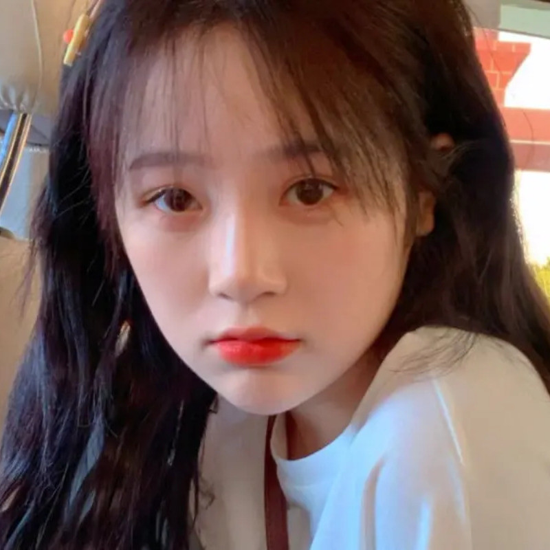爱吃🍬··的主播海报