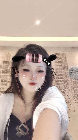 小鱼儿祝元旦快乐🎉主播照片