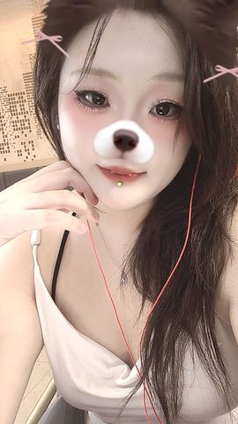 小鱼儿祝元旦快乐🎉主播照片