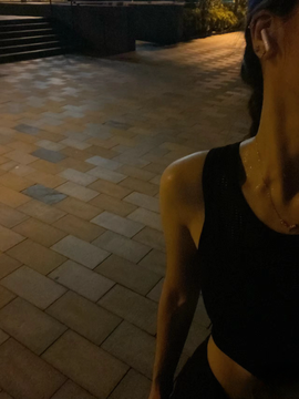 艺涵休几天家里有事的图片
