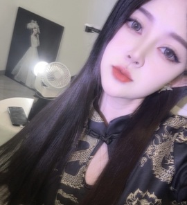 Lily喵的图片
