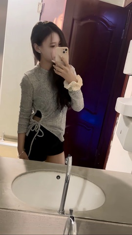 黎猫.主播照片