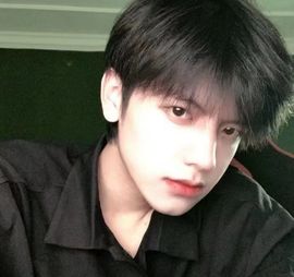 爱吃（奶）的乌龟主播照片