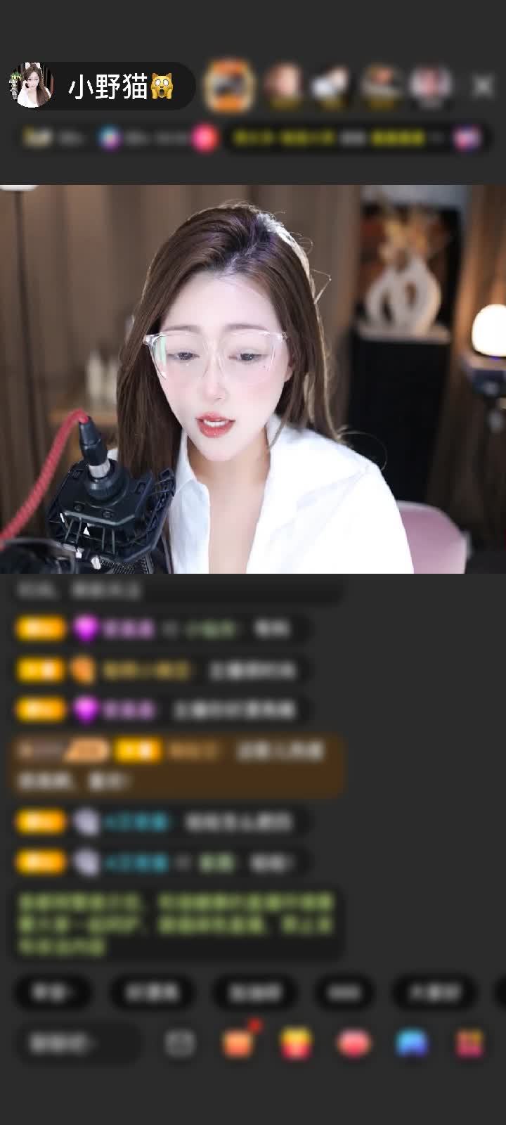 感谢嘎嘎乱叫啊啊啊啊啊赠送饿狼传说7个