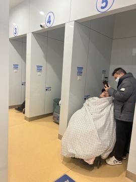 920ゝ酸奶抗癌中主播照片