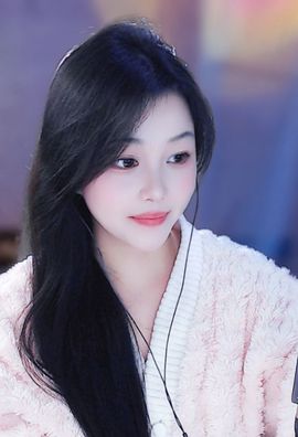 湖北乐瑶🤑休产假主播照片