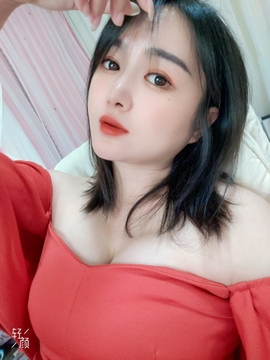 金条妹妹~主播照片