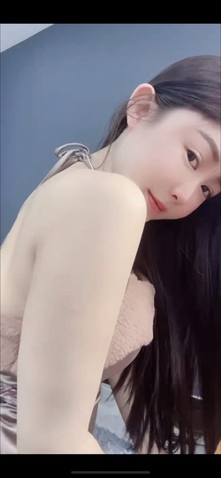不冷小妖精主播照片
