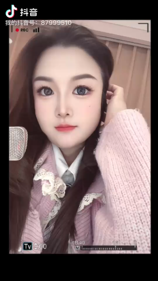 心中有爱，才能春暖花