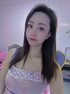 初雪🌞七月运气滚烫主播照片