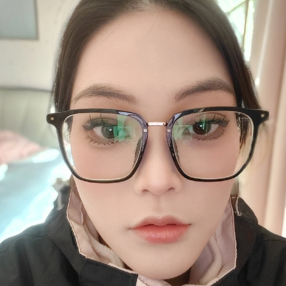 来自布加勒斯特的草蛉海报