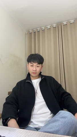 黄大可.主播照片