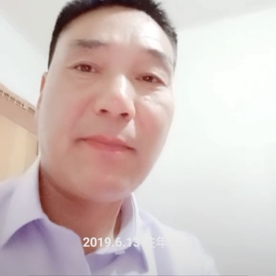黑哥$z海报