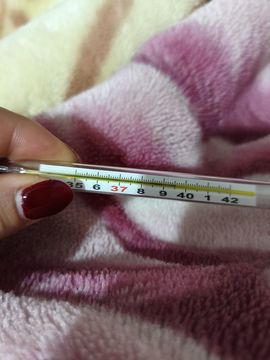 温暖宝宝停电了休主播照片