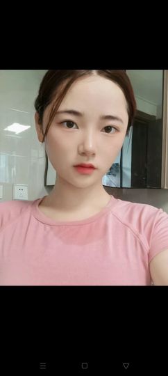 明辰溪主播照片