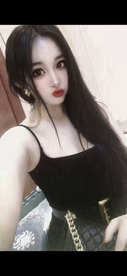 小玲宝🧸安静唱歌主播照片