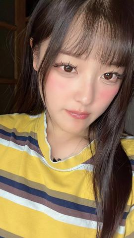 周周吖う的图片
