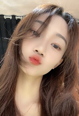 小可柔休两天💜主播照片