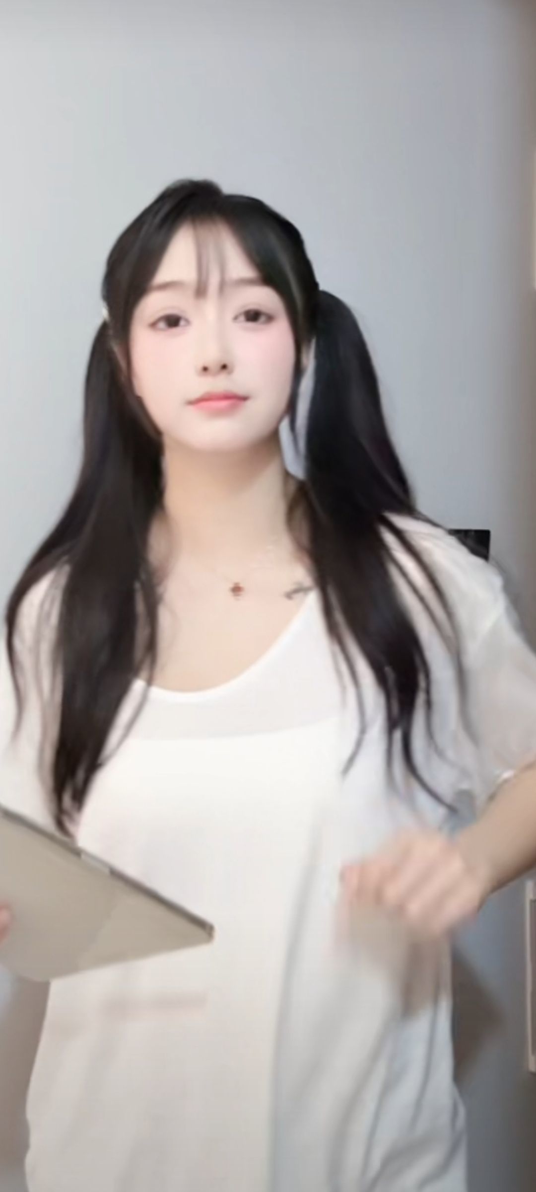 二两桃花醉今生的图片