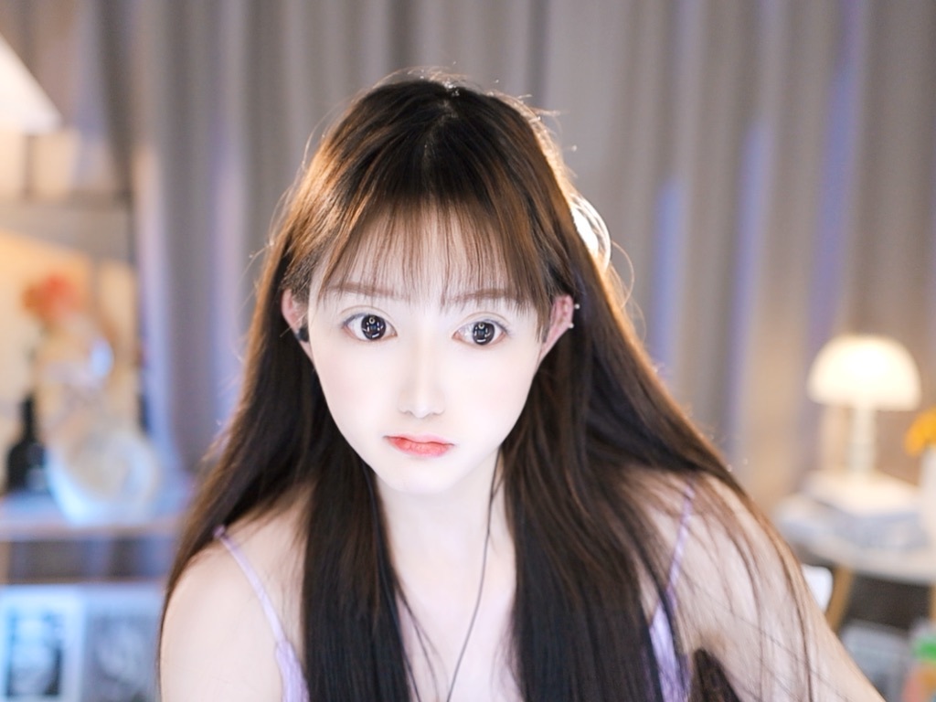路璐111的图片
