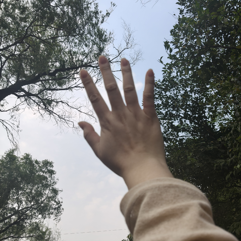 奶糖软软海报