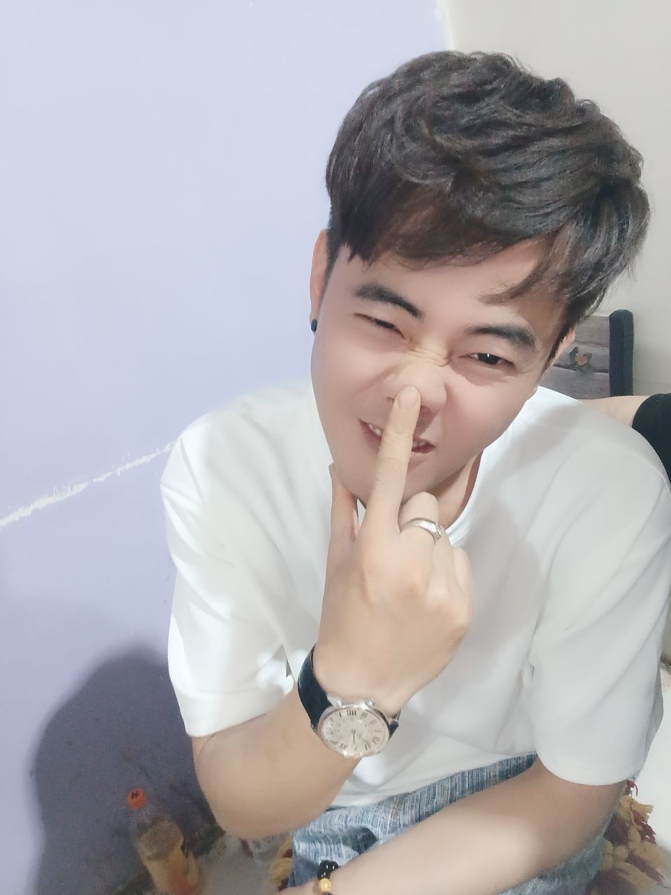莫言要餓沒了！主播圖片