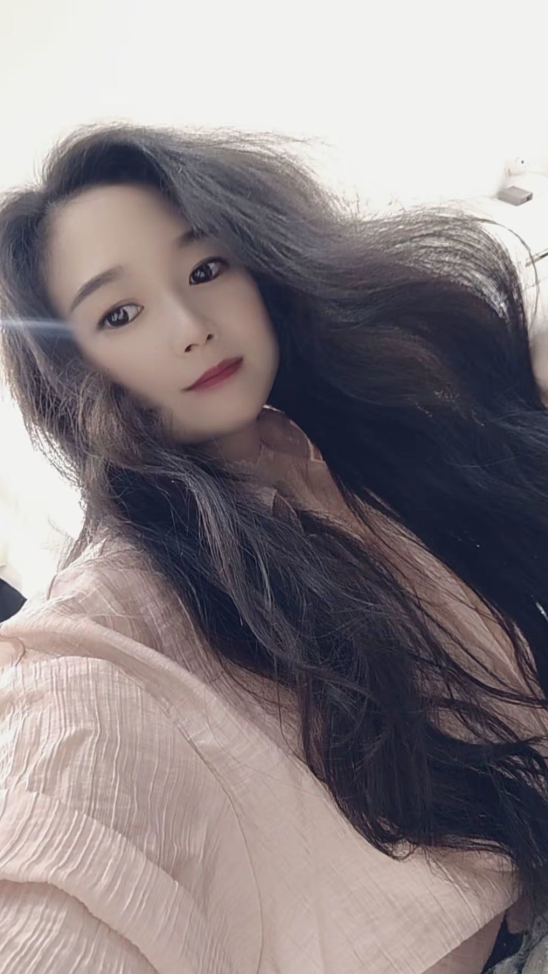 二两桃花醉今生主播图片